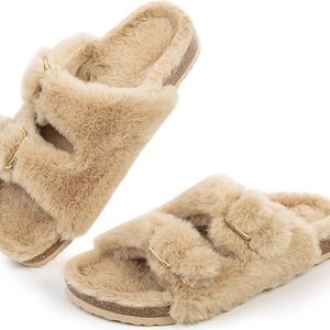 Tan Faux Fur Women's Slippers